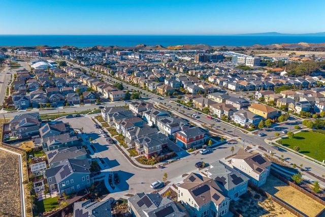 239 Bungalow Court, Marina, CA 93933