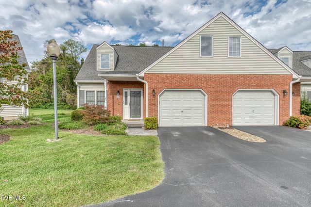 1725 West Lakeview Drive, 27, Johnson City, TN 37601