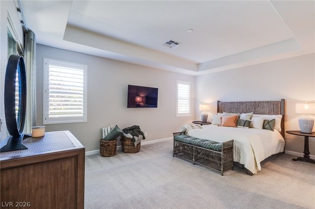 12329 Middle Creek Street, Las Vegas, NV 89138