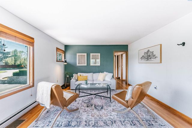1830 Hunt Pt, Richland, WA 99354