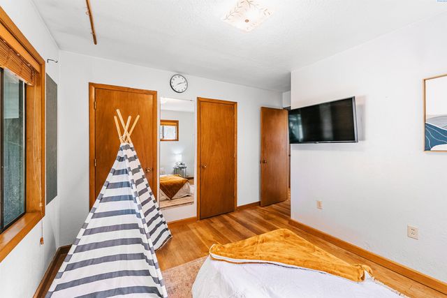 1830 Hunt Pt, Richland, WA 99354