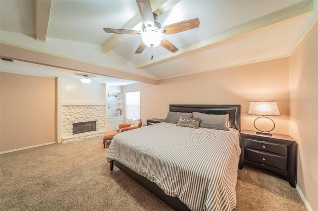 1804 Lincolnshire Drive, Bedford, TX 76021