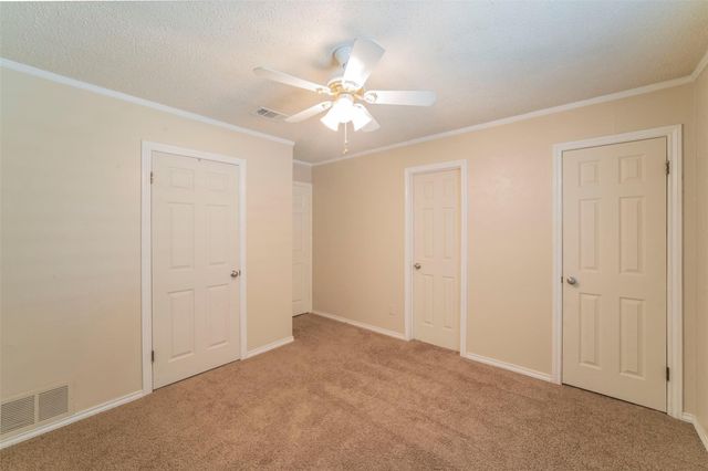 1804 Lincolnshire Drive, Bedford, TX 76021