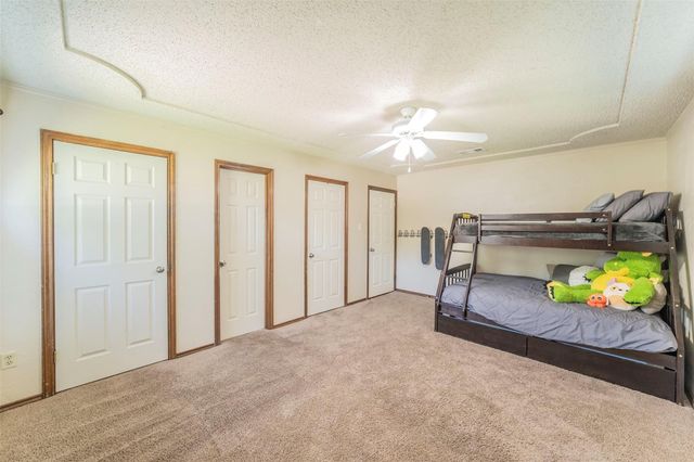 1804 Lincolnshire Drive, Bedford, TX 76021