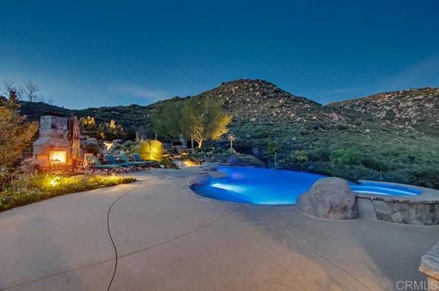 3930 Via Palo Verde Lago, Alpine, CA 91901