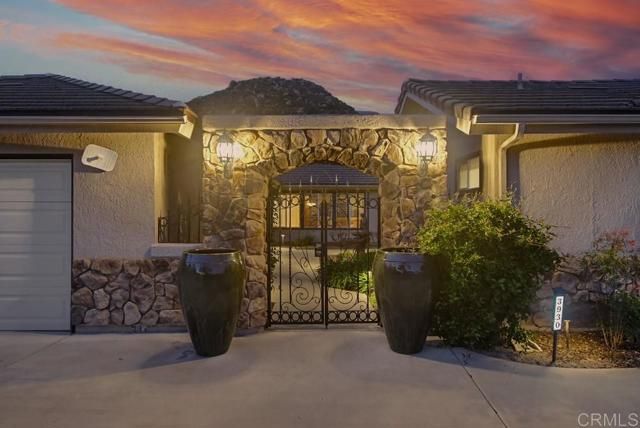 3930 Via Palo Verde Lago, Alpine, CA 91901