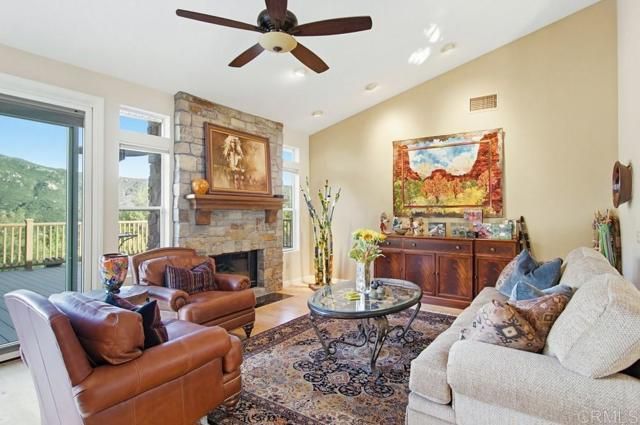 3930 Via Palo Verde Lago, Alpine, CA 91901