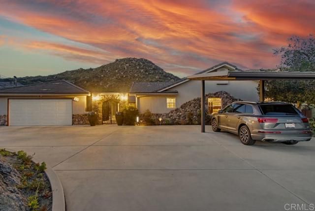 3930 Via Palo Verde Lago, Alpine, CA 91901