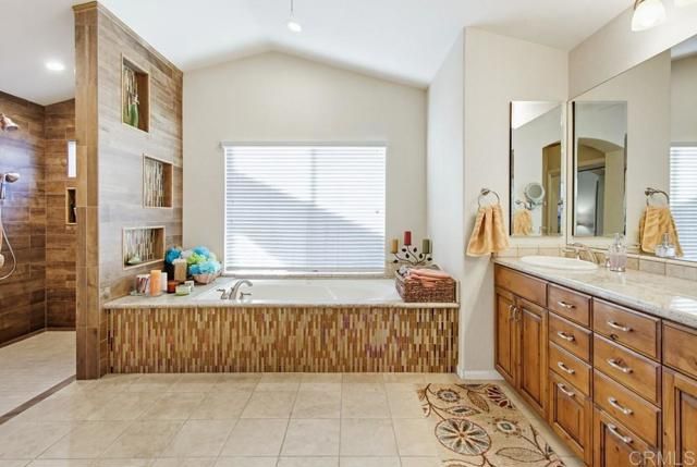 3930 Via Palo Verde Lago, Alpine, CA 91901