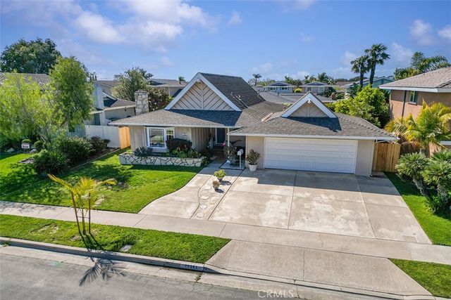 17341 Almelo Lane, Huntington Beach, CA 92649