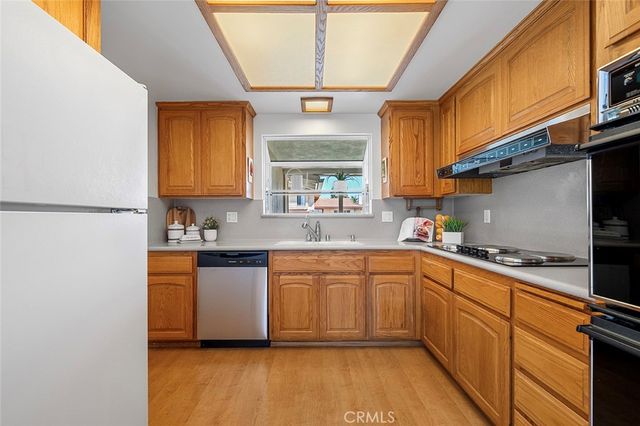 17341 Almelo Lane, Huntington Beach, CA 92649