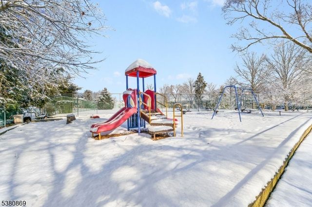 255 Resnik Court, Franklin Twp., NJ 08873