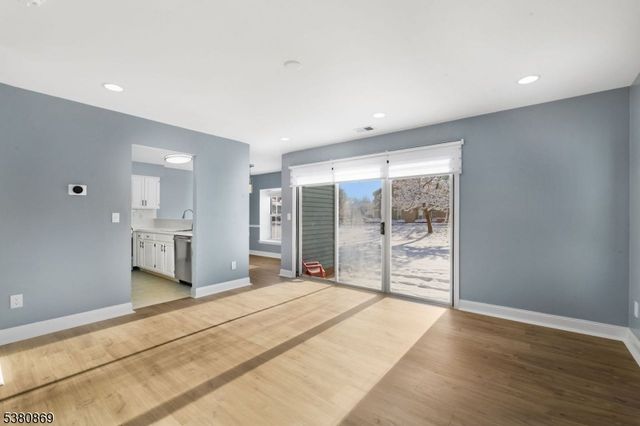 255 Resnik Court, Franklin Twp., NJ 08873