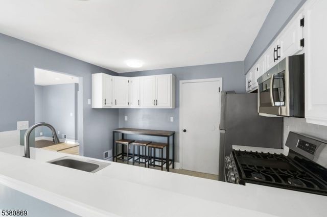 255 Resnik Court, Franklin Twp., NJ 08873