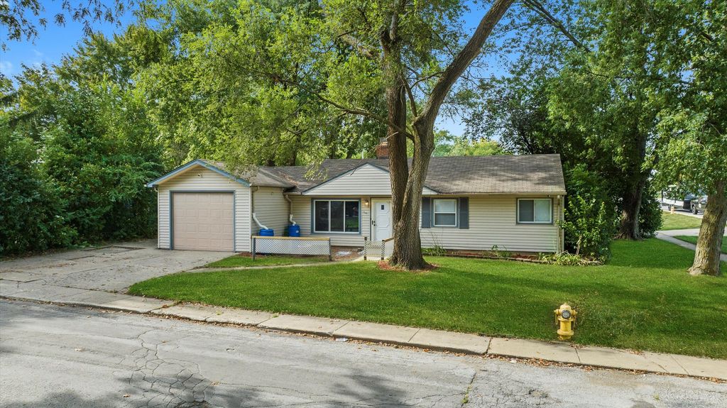 300 Meota Street, Park Forest, IL 60466