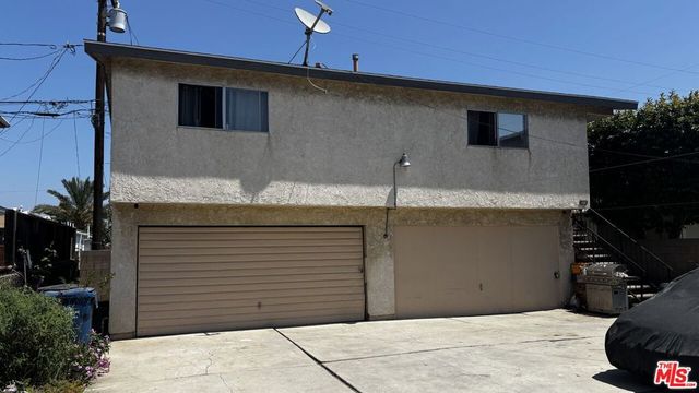 313 W Buckthorn Street, Inglewood, CA 90301
