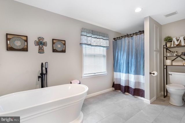 13503 APPLE HARVEST DR, Martinsburg, WV 25403
