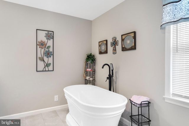 13503 APPLE HARVEST DR, Martinsburg, WV 25403