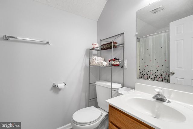 13503 APPLE HARVEST DR, Martinsburg, WV 25403