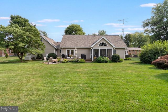 13503 APPLE HARVEST DR, Martinsburg, WV 25403