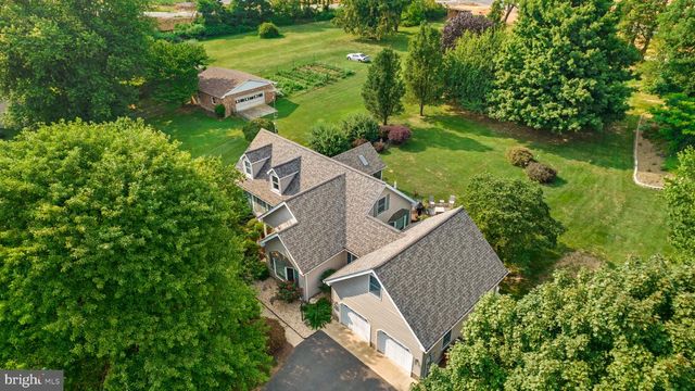 13503 APPLE HARVEST DR, Martinsburg, WV 25403