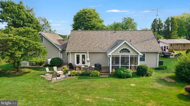 13503 APPLE HARVEST DR, Martinsburg, WV 25403