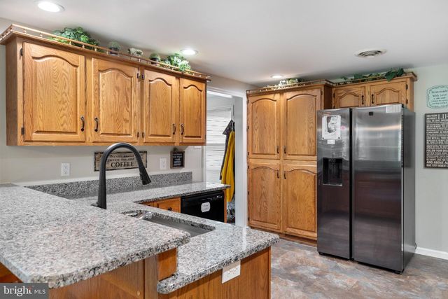 13503 APPLE HARVEST DR, Martinsburg, WV 25403