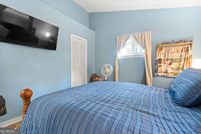 196 Horseshoe Bend Road, Jackson, GA 30233