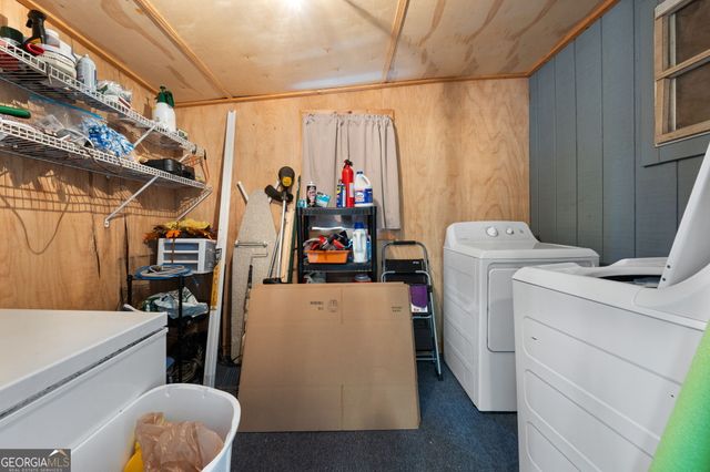 196 Horseshoe Bend Road, Jackson, GA 30233