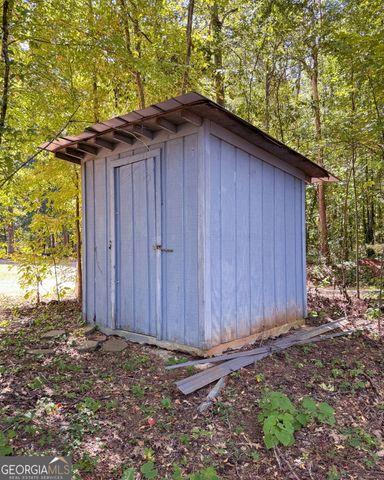 196 Horseshoe Bend Road, Jackson, GA 30233