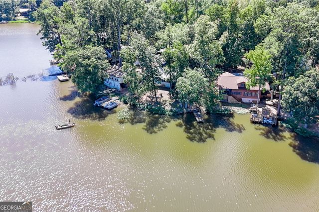 196 Horseshoe Bend Road, Jackson, GA 30233