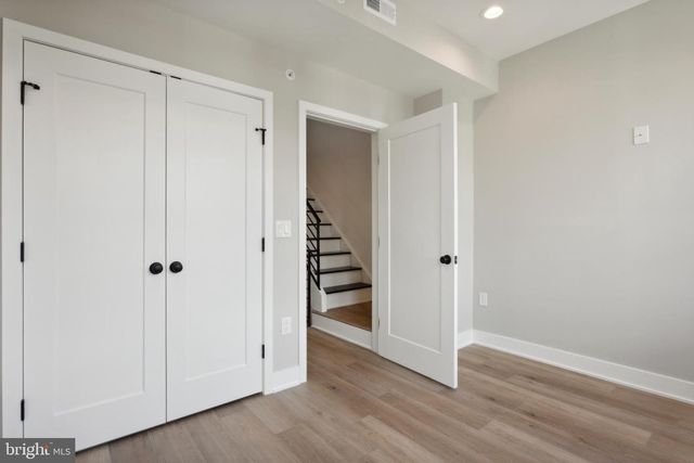 1233 N MYRTLEWOOD ST, Philadelphia, PA 19121