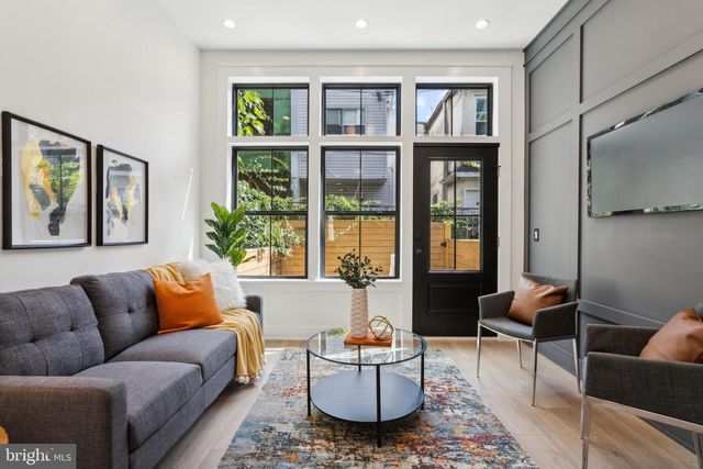 1233 N MYRTLEWOOD ST, Philadelphia, PA 19121