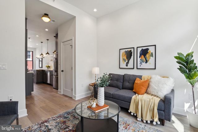 1233 N MYRTLEWOOD ST, Philadelphia, PA 19121