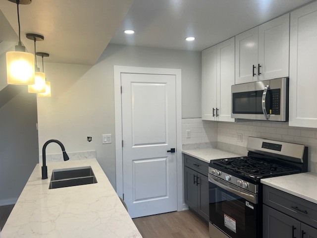 1085 Cove Drive, Prospect Heights, IL 60070