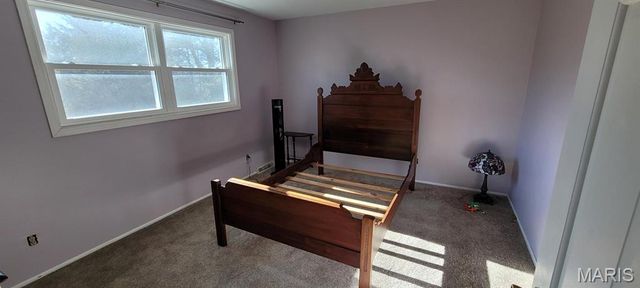 10854 Lake Road, Highland, IL 62249