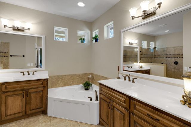 1040 Kings Way, Coldspring, TX 77331