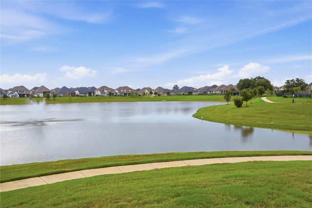 20518 Grazing Foal Lane, Tomball, TX 77377