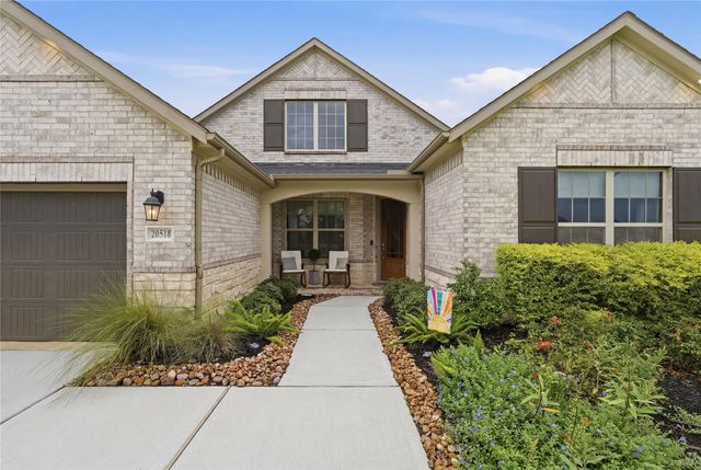 20518 Grazing Foal Lane, Tomball, TX 77377