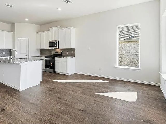 8428 Radiant Street, Garland, TX 75043