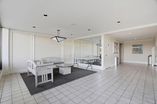 803 N Humboldt Street 405, San Mateo, CA 94401