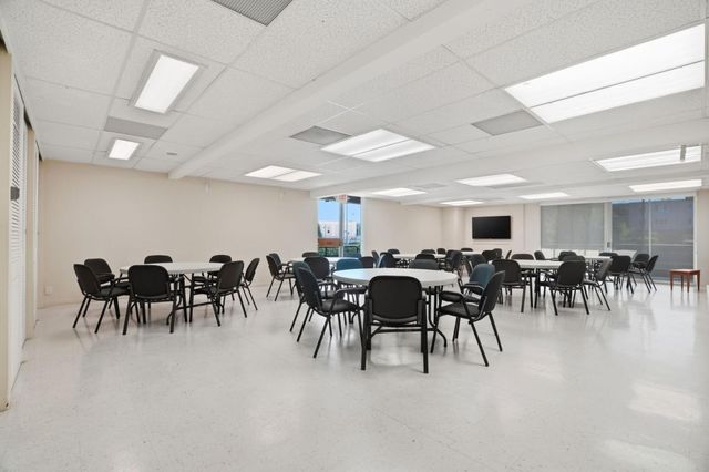 803 N Humboldt Street 405, San Mateo, CA 94401