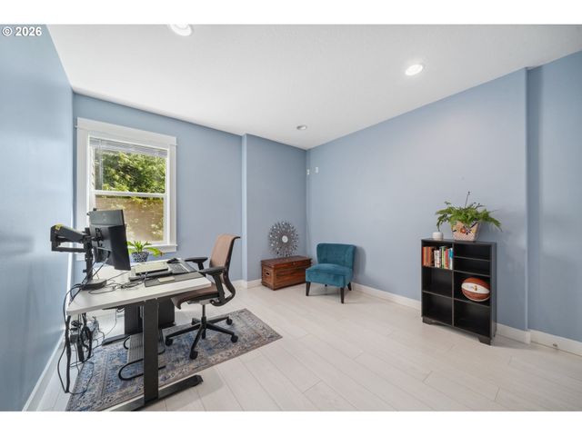 7540 Sw BECKY Ct, Beaverton, OR 97007