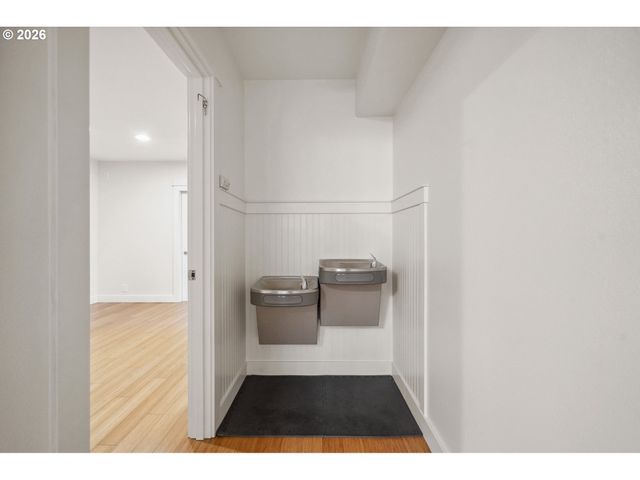 7540 Sw BECKY Ct, Beaverton, OR 97007