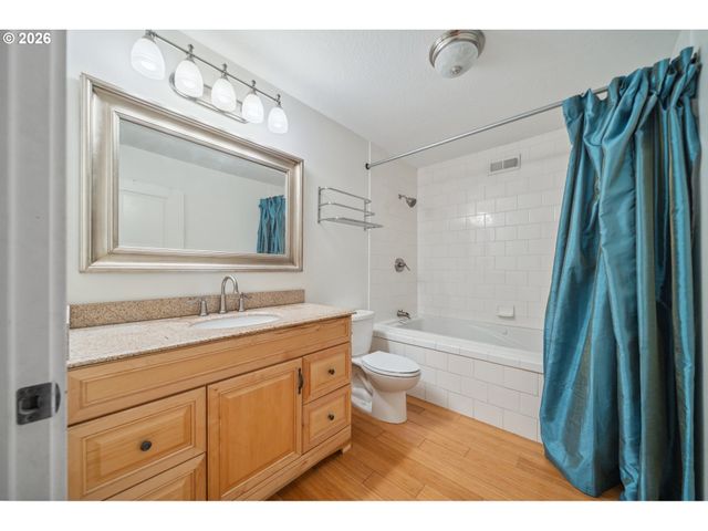 7540 Sw BECKY Ct, Beaverton, OR 97007