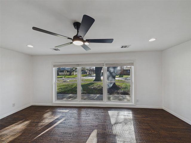 9501 N County Road, Frisco, TX 75033