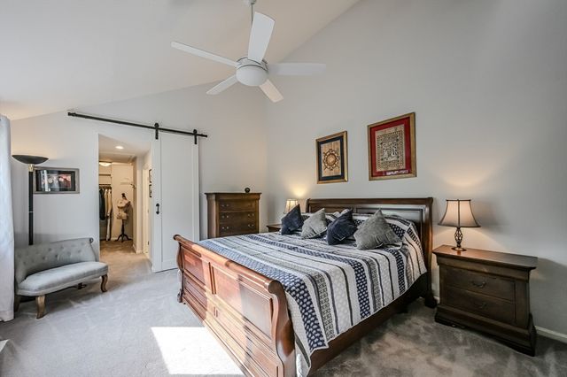9 Country Club Ln A, Milford, MA 01757