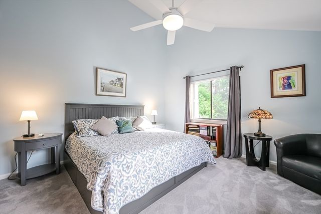 9 Country Club Ln A, Milford, MA 01757
