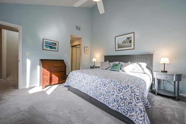 9 Country Club Ln A, Milford, MA 01757