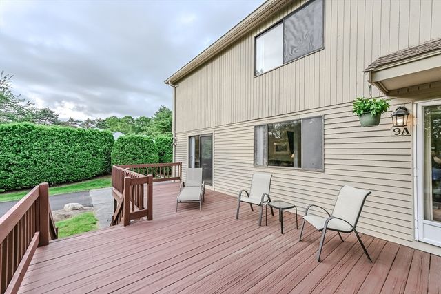 9 Country Club Ln A, Milford, MA 01757